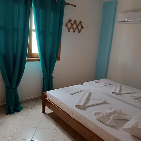 Theodosis Apartament *